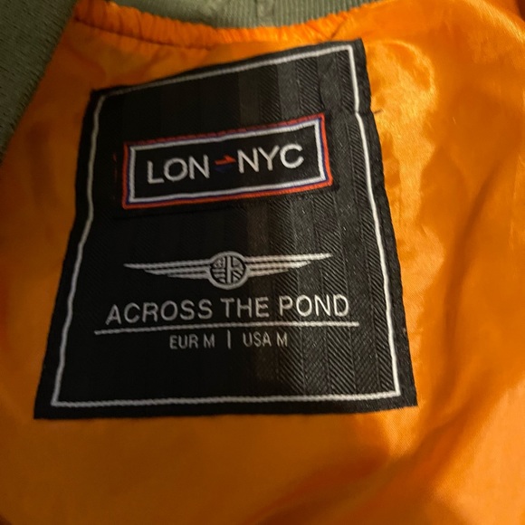 Lon NYC across the pond Jacket size medium - Picture 6 of 8